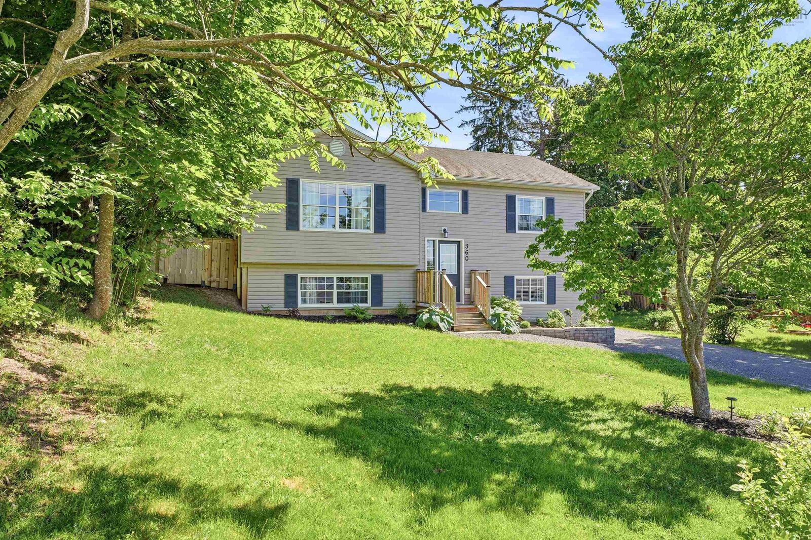 Property Photo:  360 Highland Avenue  NS B0N 2T0 