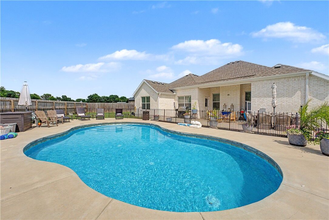 Property Photo: 394 Cackling Bend AR 72730