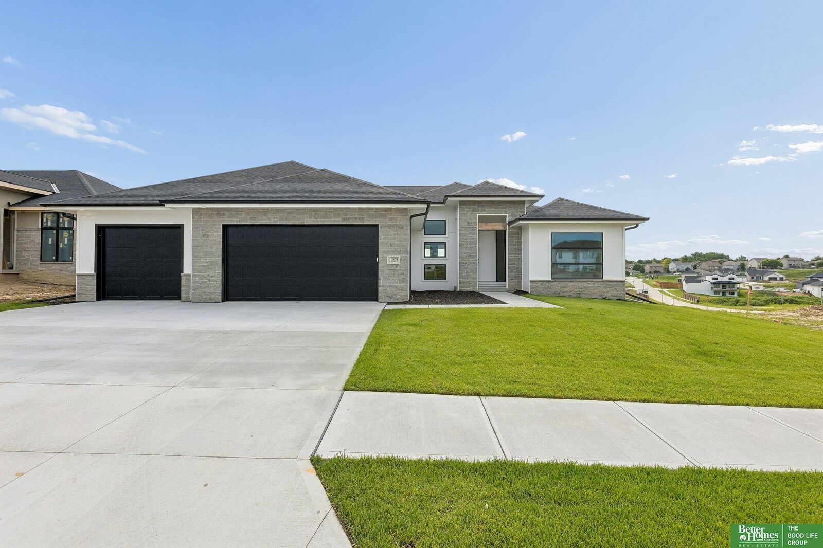 Property Photo:  10809 S 219th Avenue  NE 68028 