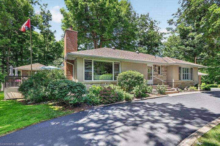 403 Donald Campbell Avenue — photo 1
