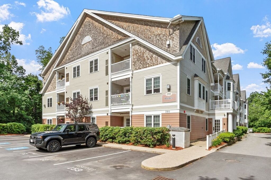 Property Photo:  190 Chickering Road 311D  MA 01845 