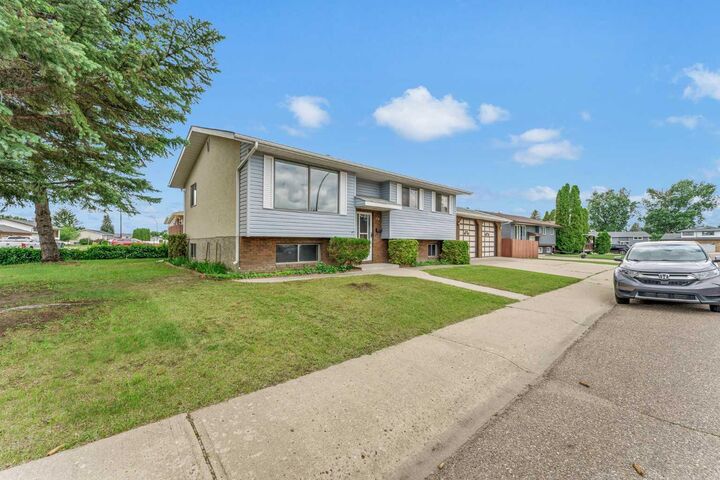 Property Photo:  13 Rossland Place SE  AB T1B 1Z8 