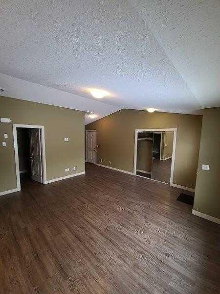 Property Photo:  10502 102 Street A  AB T8V 2W6 