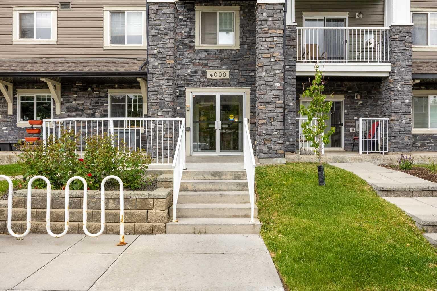 Property Photo: 115 Prestwick Villas SE 4113 AB T2Z 0N1