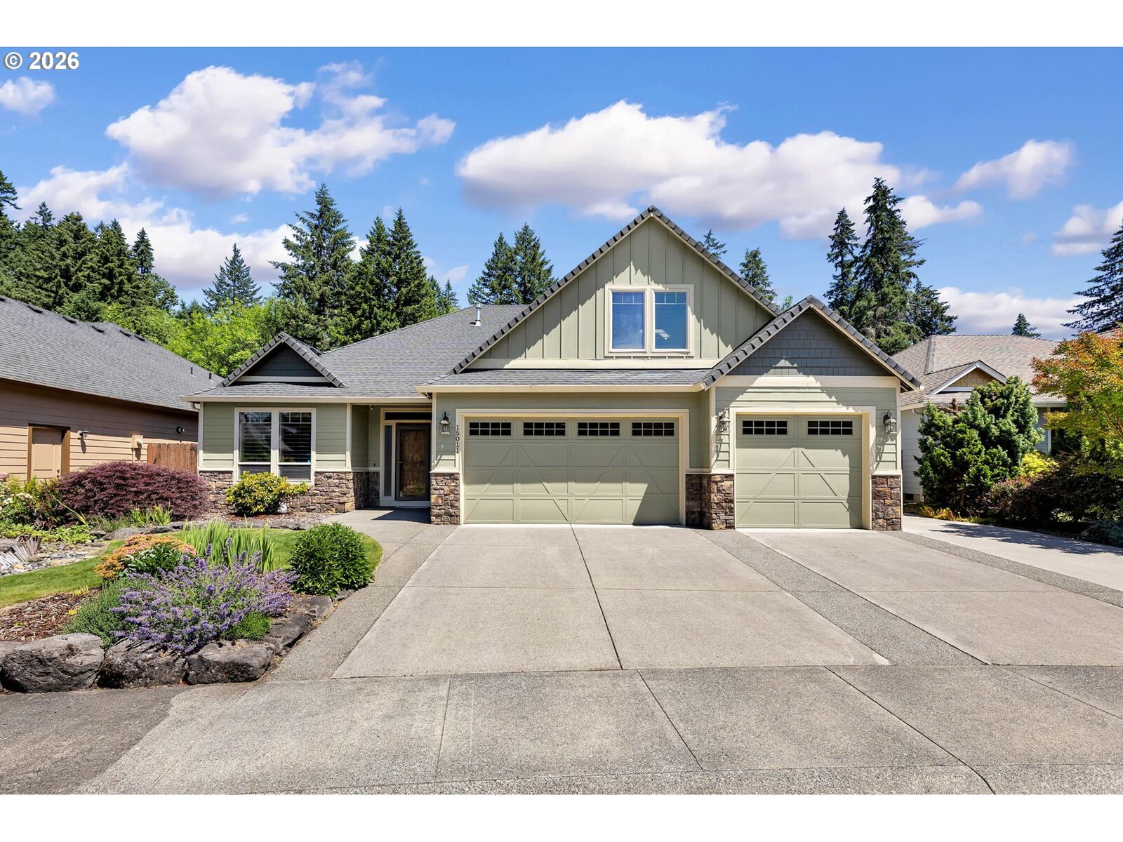 Property Photo:  15011 NE 49th Ct  WA 98686 