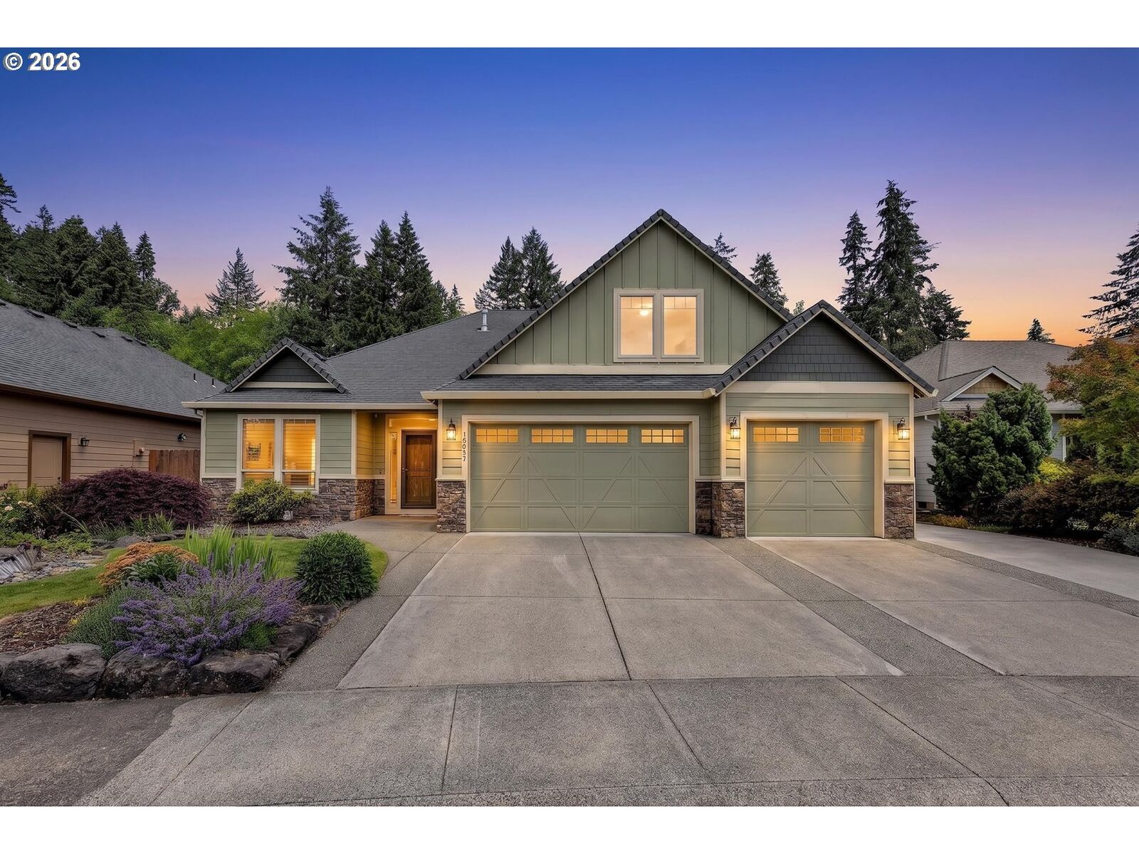 Property Photo:  15011 NE 49th Ct  WA 98686 