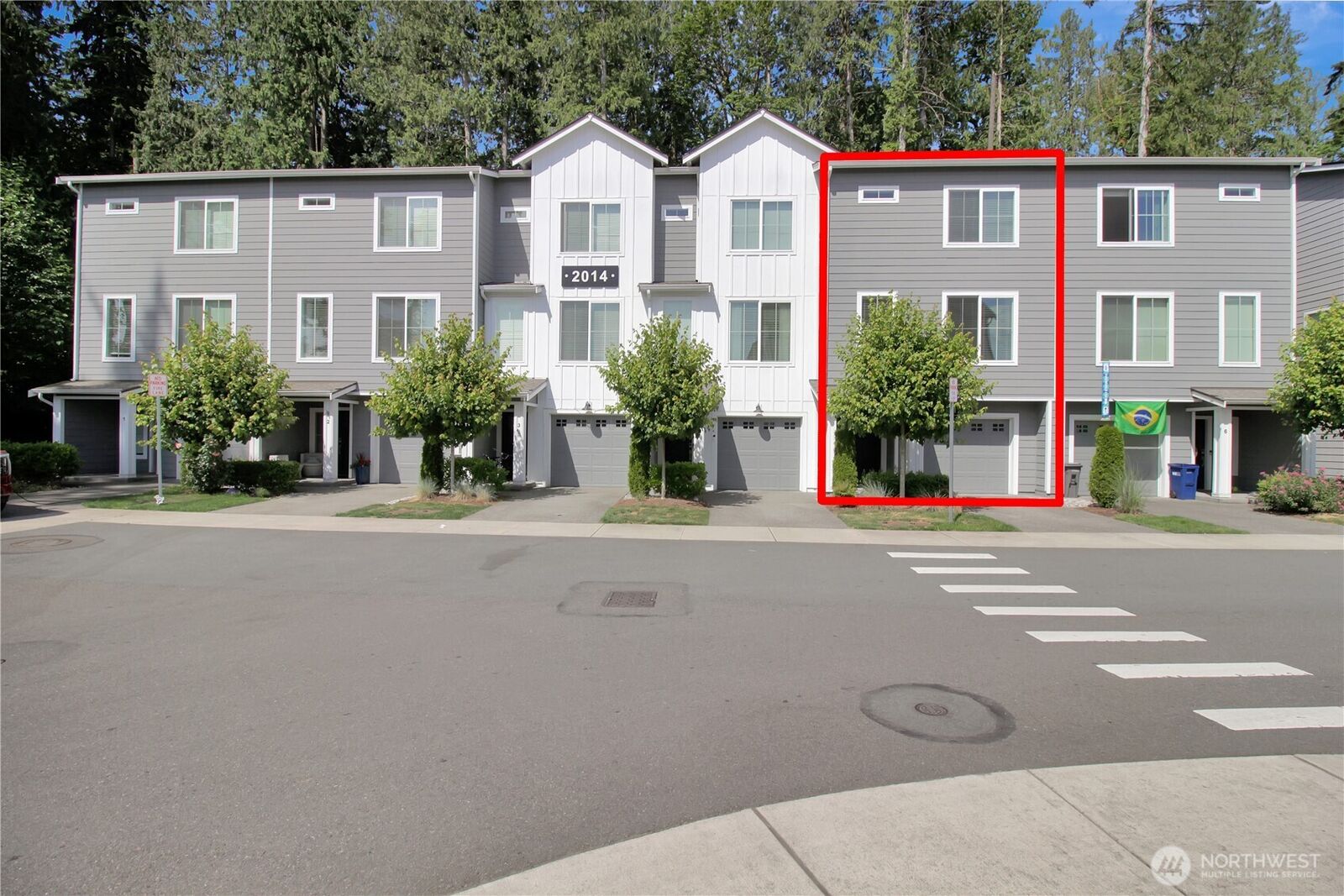 Property Photo:  2014  101st Avenue SE 5  WA 98258 
