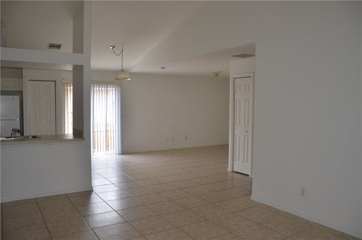 Property Photo:  2340 86th Drive  FL 32966 