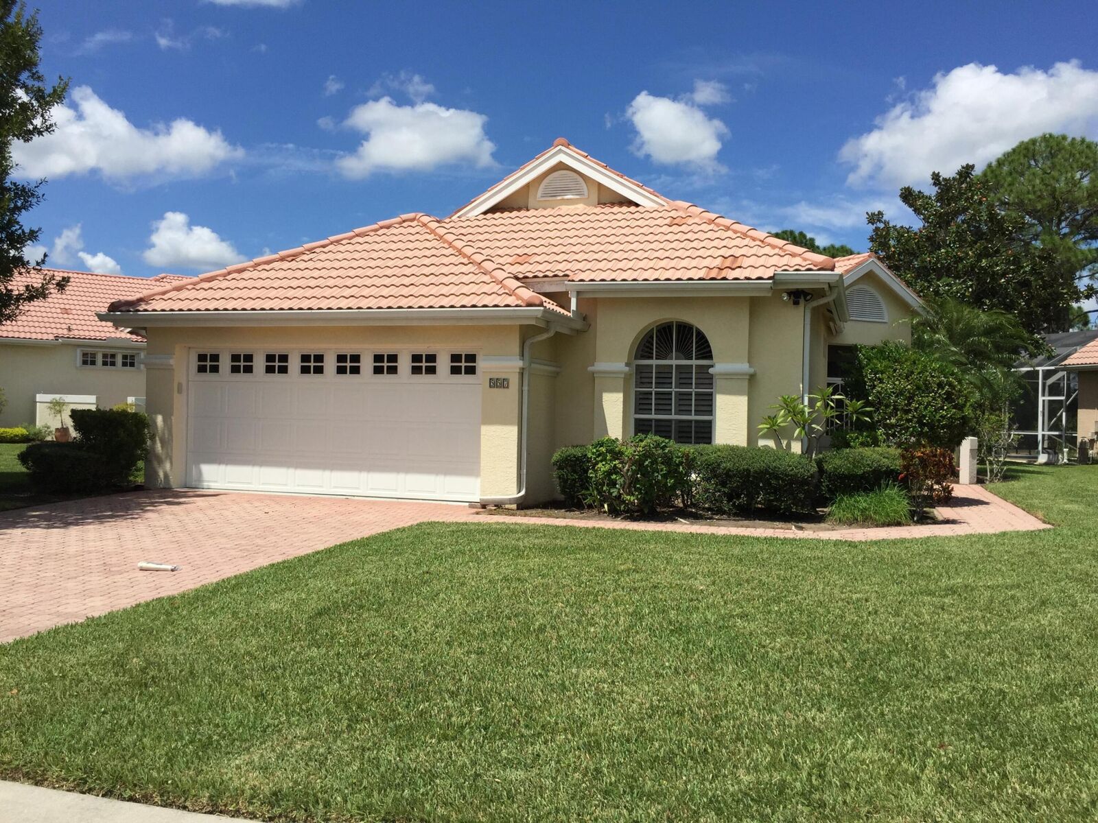 Property Photo:  557 SW New Castle Cove  FL 34986 