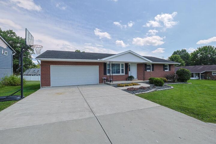 Property Photo:  1506 Ritzmann Drive  IN 47025 
