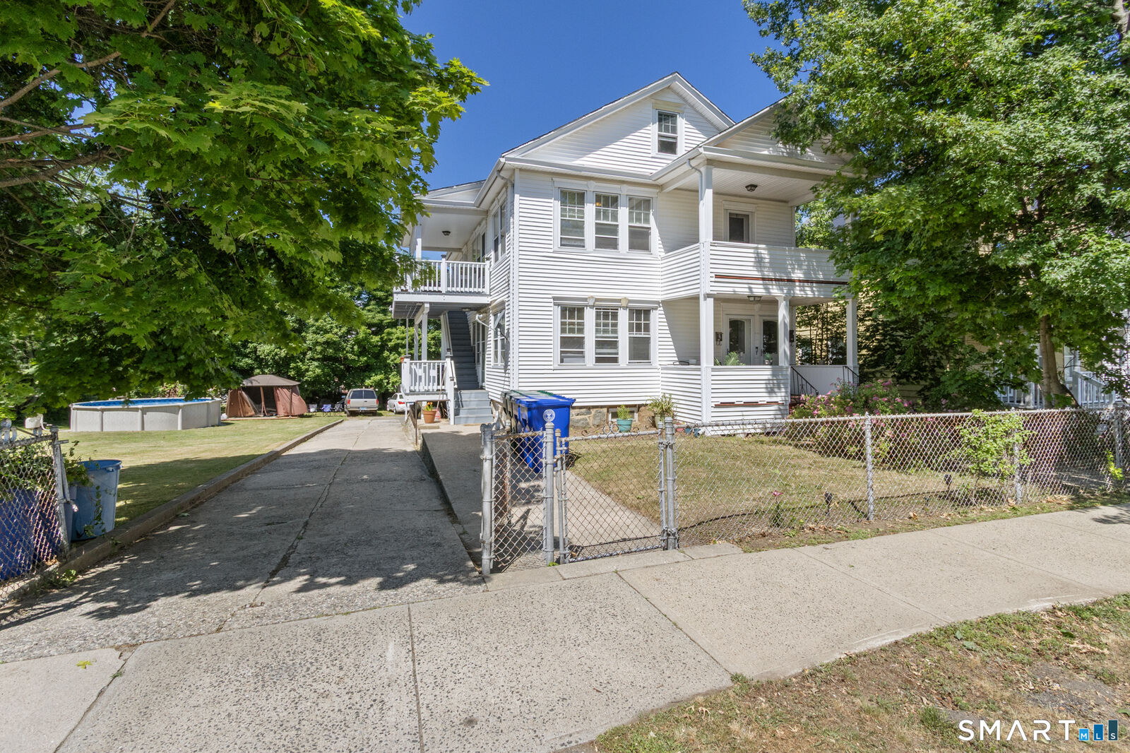 Property Photo:  115 Barnum Terrace  CT 06614 