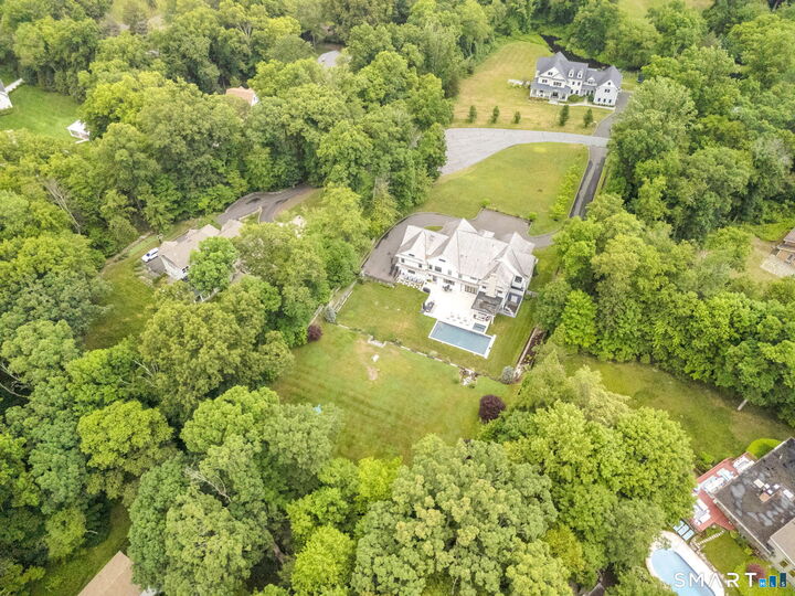 Property Photo:  48 Driftway Lane  CT 06840 