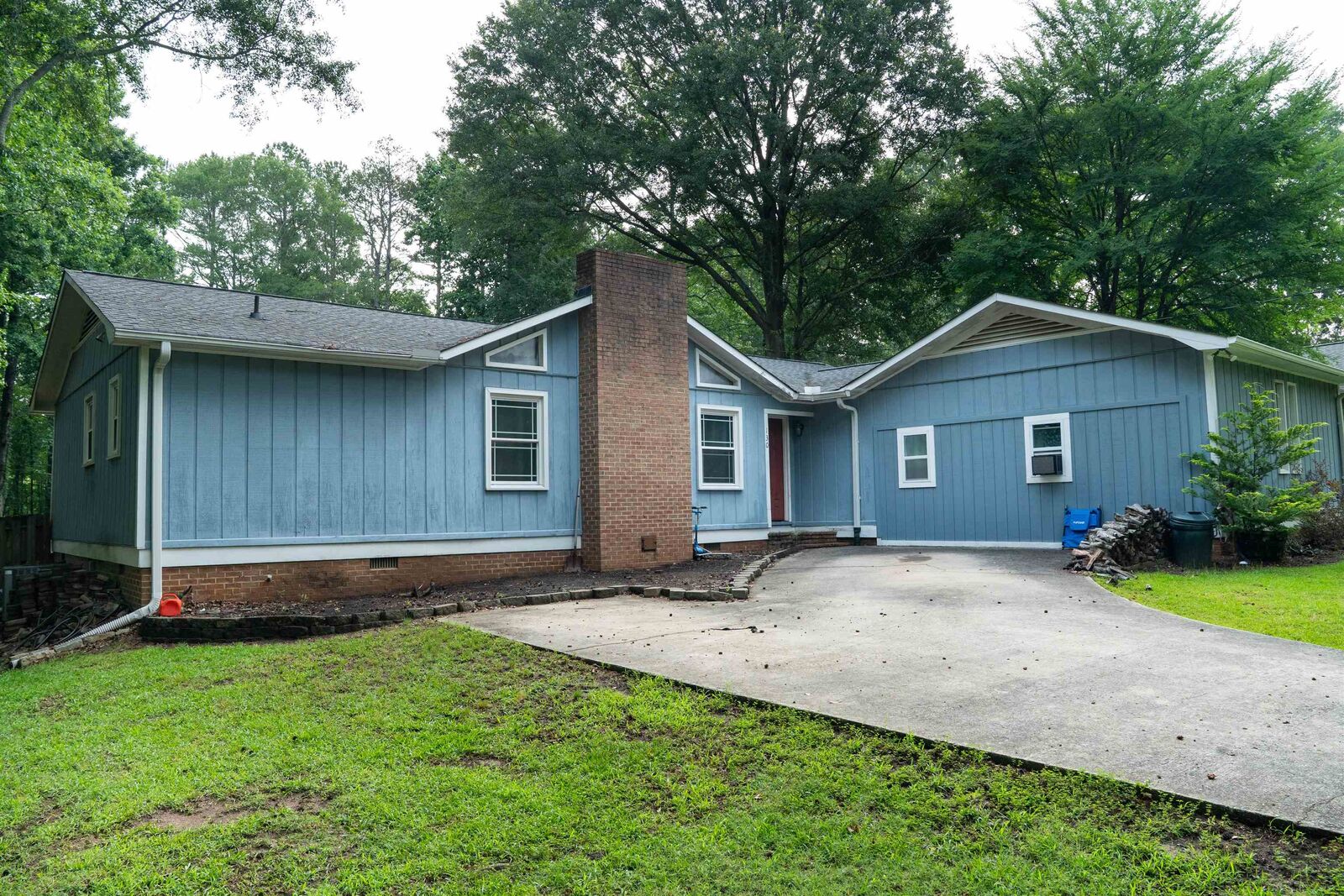 Property Photo:  130 Dogwood Drive  SC 29372 