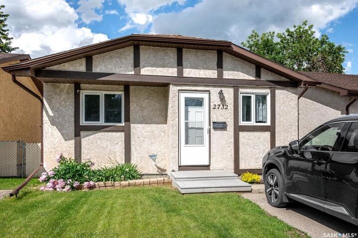 Property Photo: 2732 Shooter Drive E SK S4V 0Y7