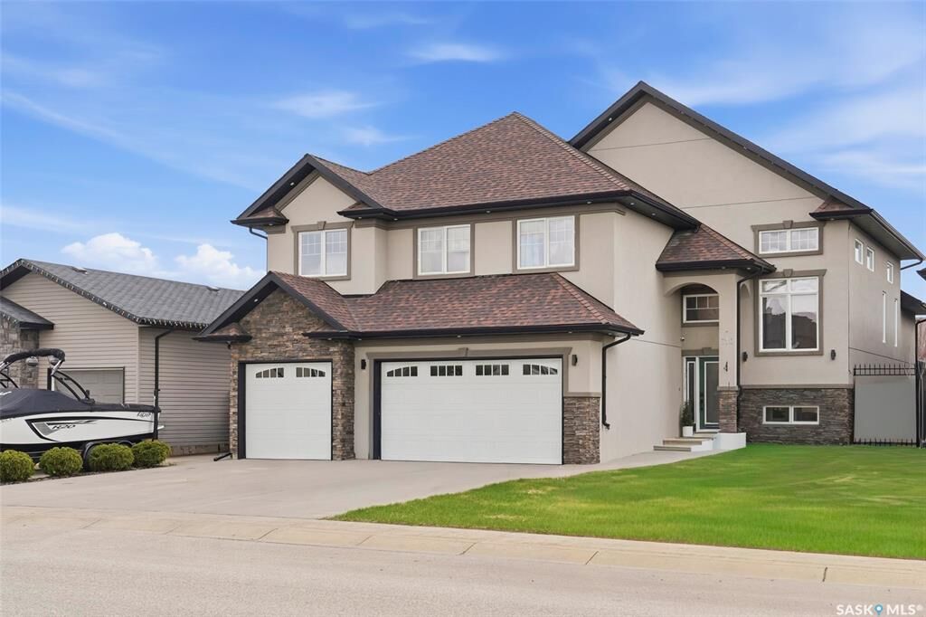 Property Photo:  710 Crystal Springs Drive  SK S0K 4S2 
