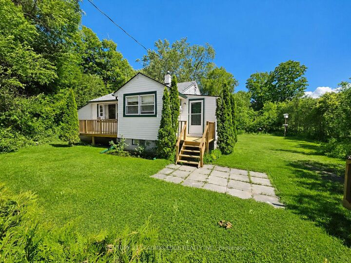 Property Photo:  101 Clovelly Cove N/A  ON L0E 1E0 