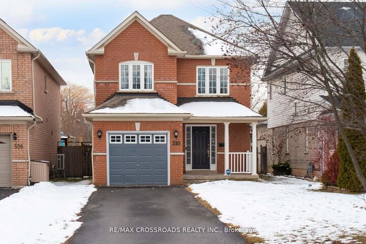 Property Photo:  510 Hickory Street N  ON L1N 9W8 
