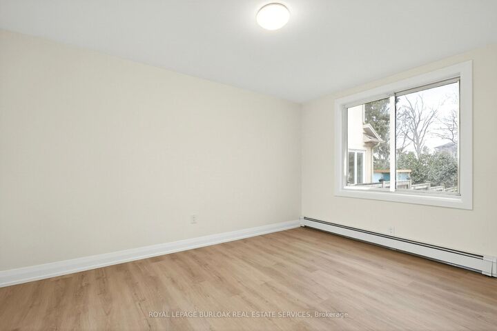 Property Photo: 1012 North Shore Boulevard E ON L7T 1X7