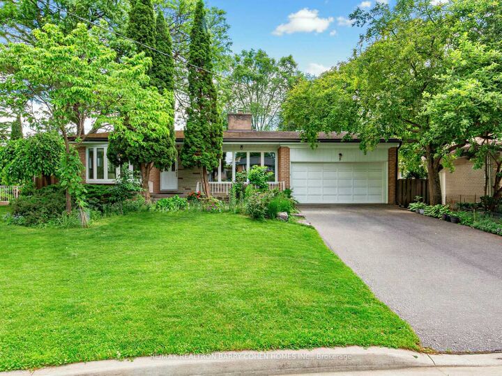 Property Photo: 8 Boldmere Crescent ON M2J 2R9