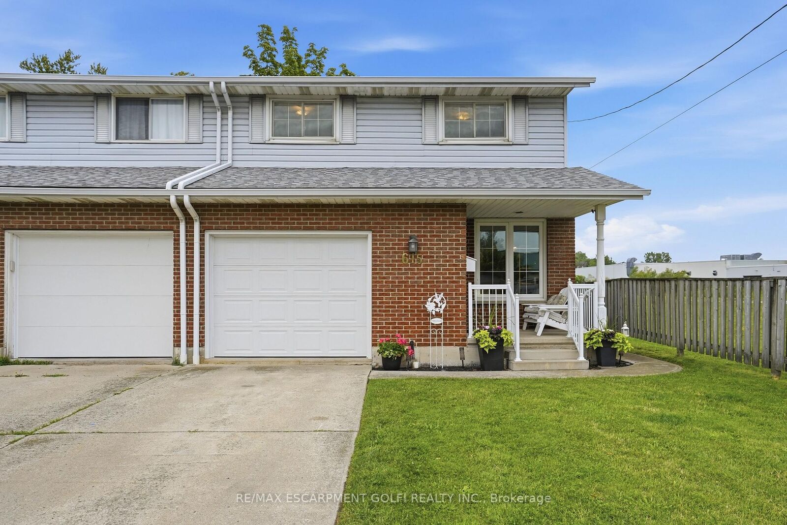 Property Photo:  615 Broad Street E  ON N1A 1G9 