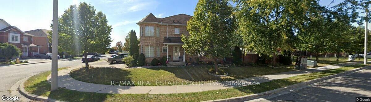 Property Photo: 95 Triple Crown Avenue ON M9W 7E2