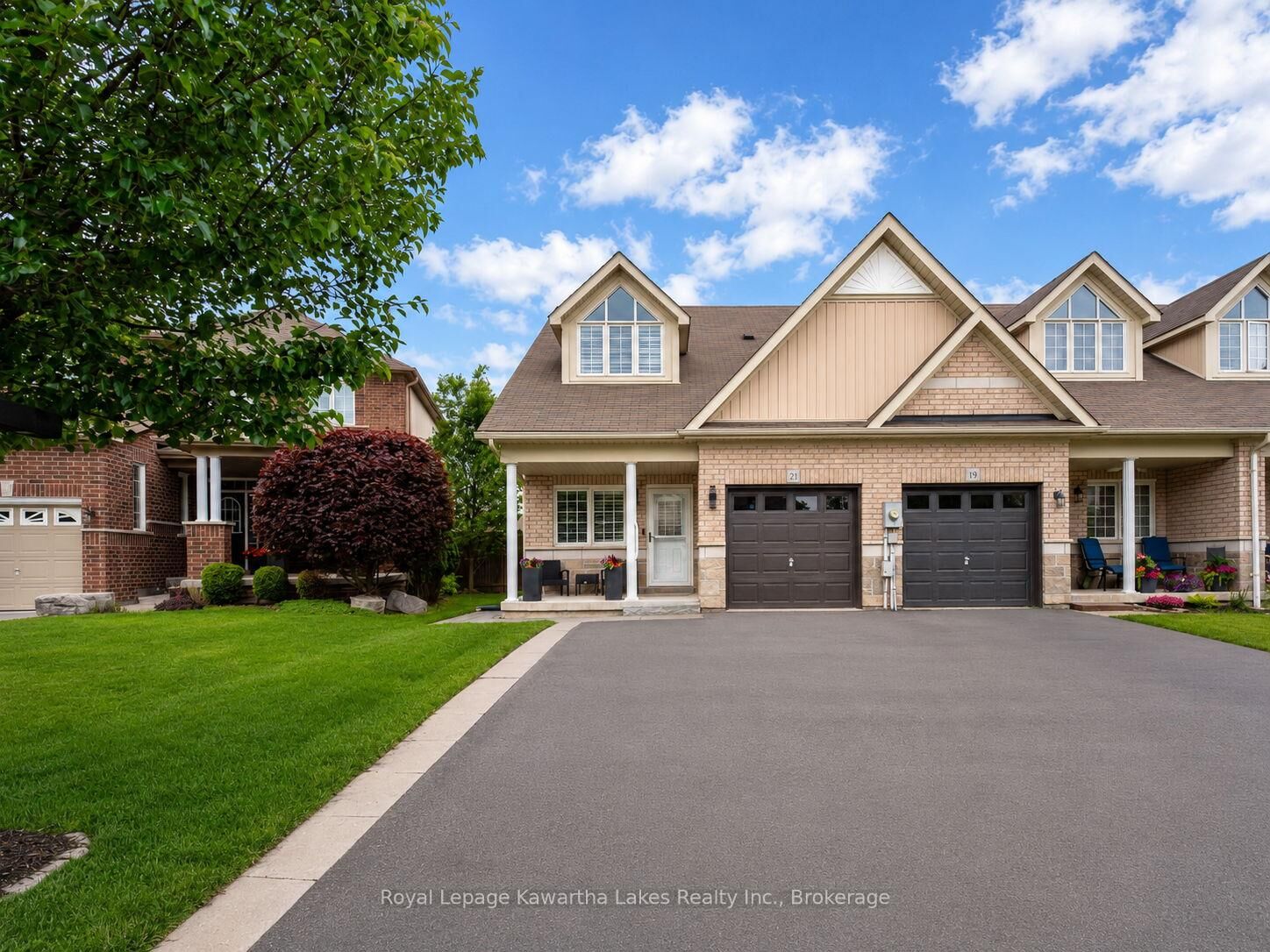 Property Photo:  21 Vetzal Court  ON L1E 0H3 