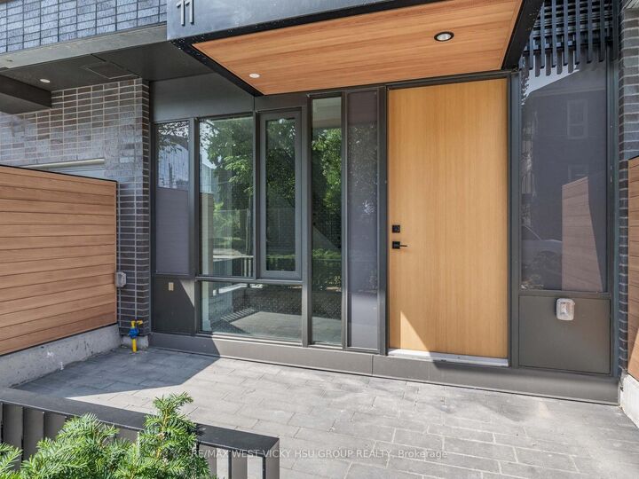 Property Photo: 28 Eastern Avenue Th105 #6 ON M5A 0Y2