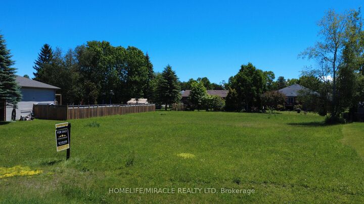 Property Photo: 31 Fairway Crescent ON L9Z 1B9
