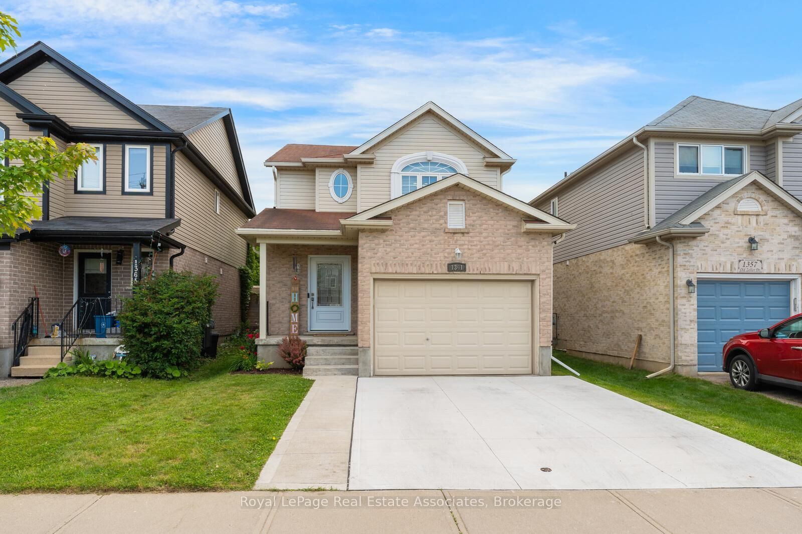 Property Photo:  1361 Old Zeller Drive  ON N2A 0C6 