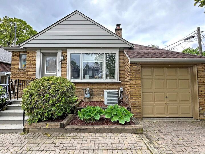 3 Kenrae Road — photo 1