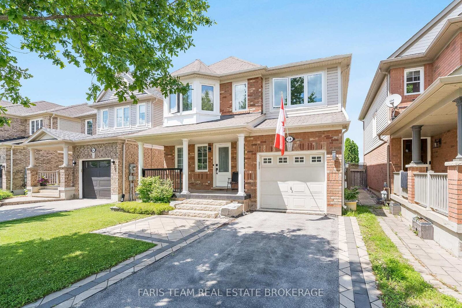Property Photo:  64 John W Taylor Avenue  ON L9R 0E1 