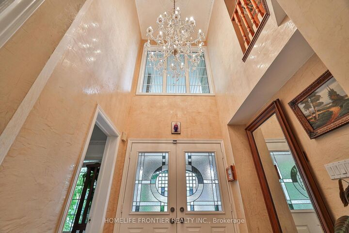 Property Photo: 110 Red River Crescent ON L3X 2R1
