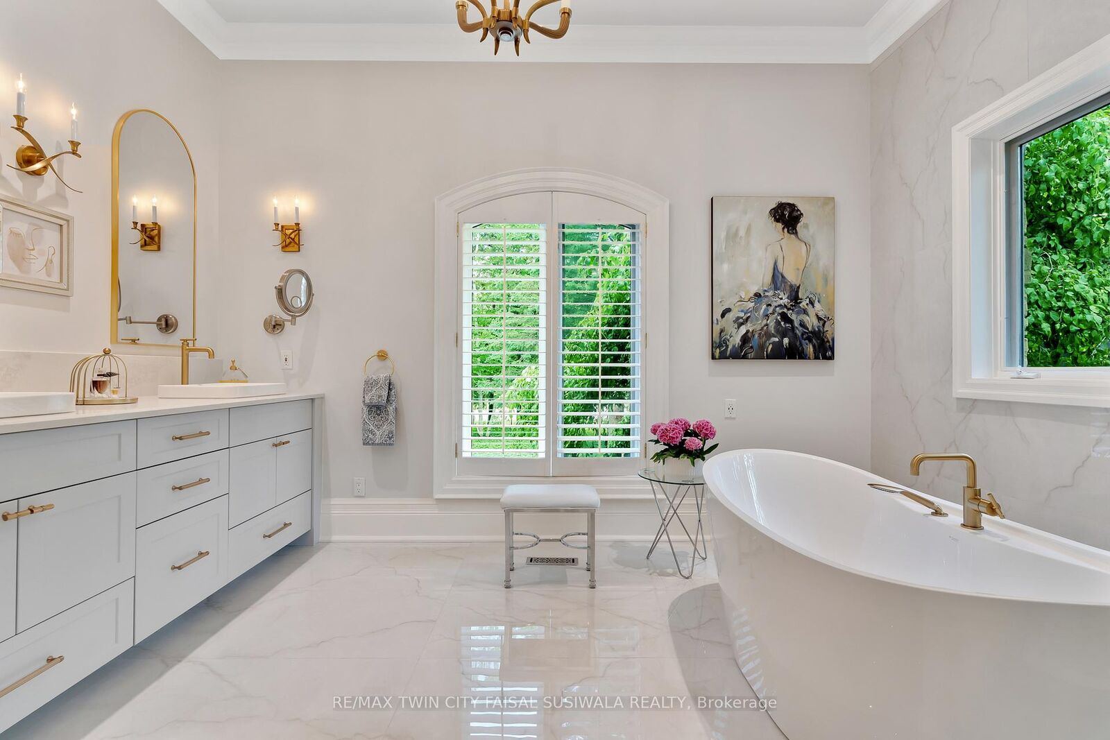 Property Photo: 101 Deerpath Road ON N1T 1H7