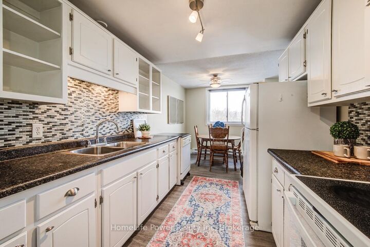 Property Photo: 4 Avalon Place 303 ON N2M 4N6