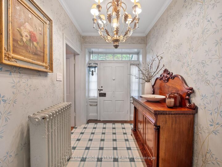 Property Photo: 89 Main Street S ON L3R 2E6
