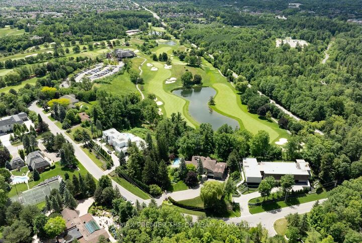Property Photo: 66 Clubhouse Road ON L4L 2W2