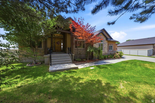 Property Photo:  11372 S Via Arboles Ct W  UT 84095 