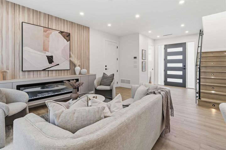 Property Photo: 3871 Springfield Drive 2 BC V7E 1Z3