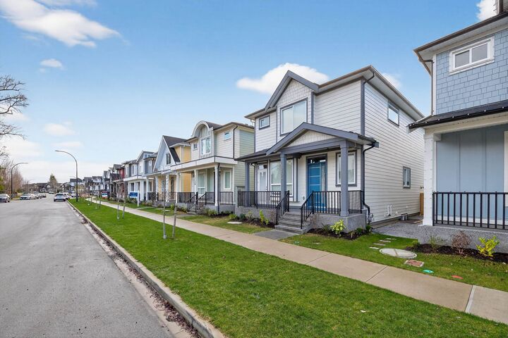 Property Photo: 17126 1 Avenue BC V3Z 9R2