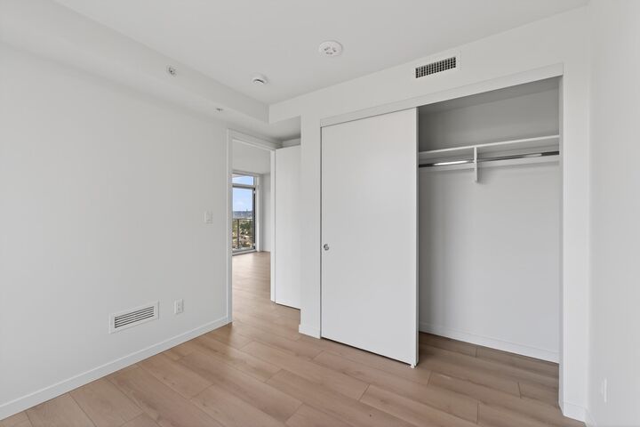 Property Photo:  311 Alderson Avenue 803  BC V3K 0K3 