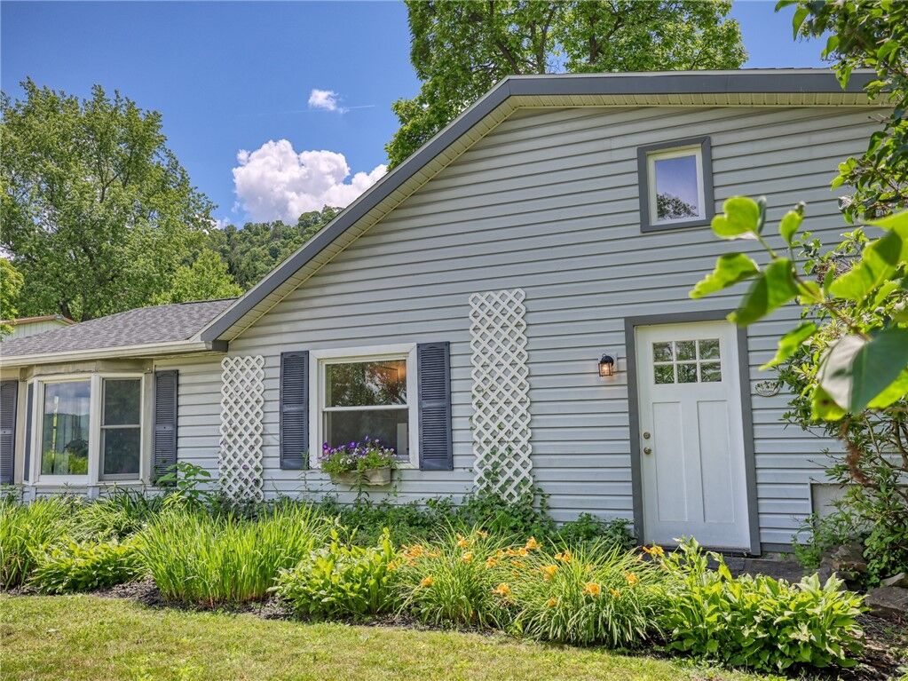 Property Photo:  1120 Coddington Road  NY 14850 