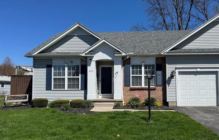 Property Photo:  202 Twin Pines Court  NY 14616 