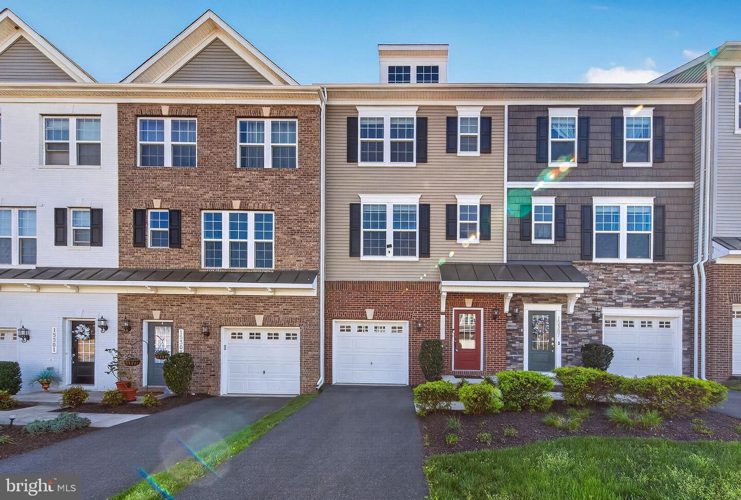 Property Photo: 15305 Linville Creek Drive VA 20169