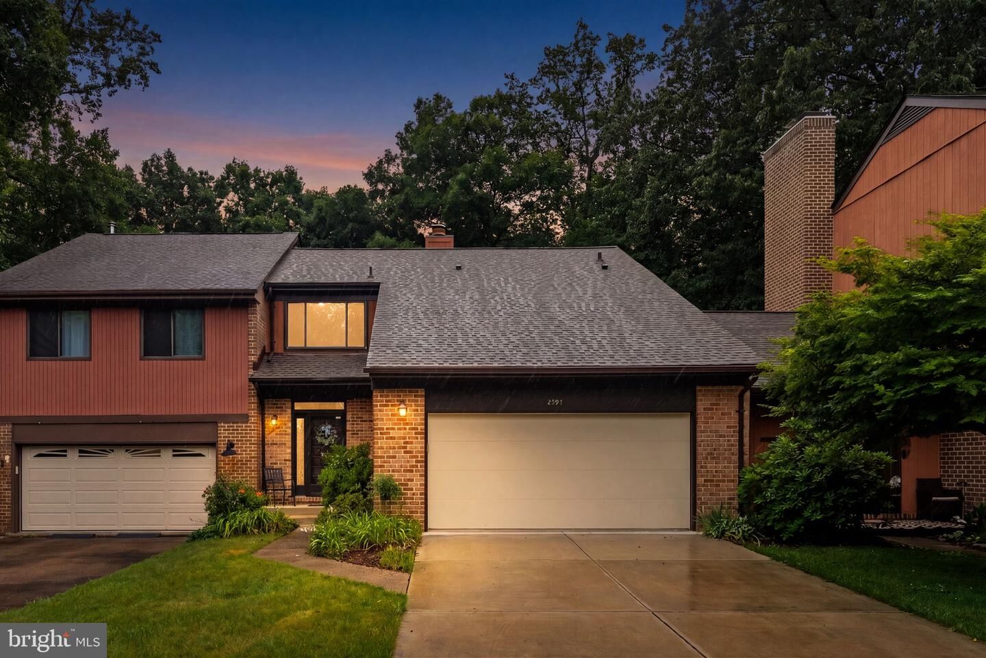 Property Photo:  2597 Tree House Drive  VA 22192 