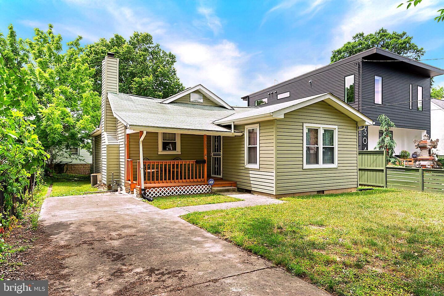 Property Photo:  302 Quackenbos Street NW  DC 20011 