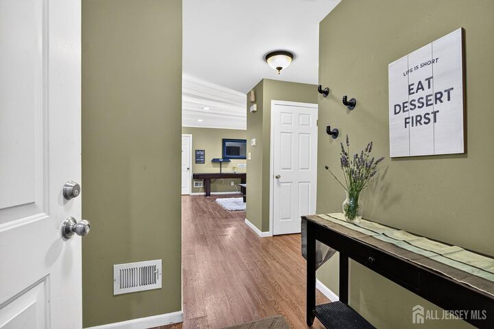 Property Photo:  204 Raintree Court  NJ 08828 