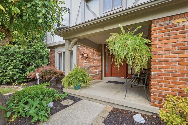 Property Photo:  5493 Glasgow Place  OH 43235 