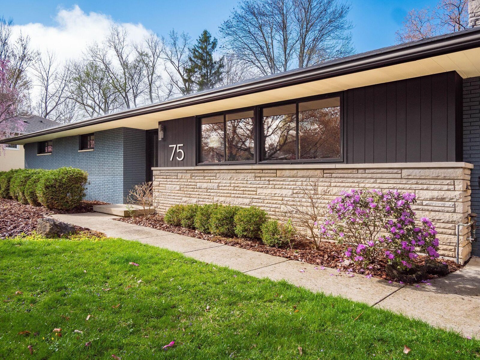 Property Photo:  75 Crandall Drive  OH 43085 