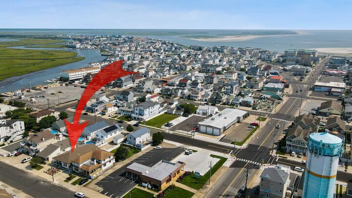 Property Photo: 115 W 6th NJ 08260
