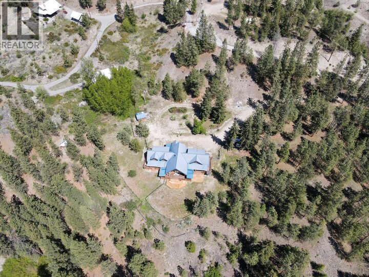 Property Photo: 3901 Cottonwood Lane BC V0H 1N1